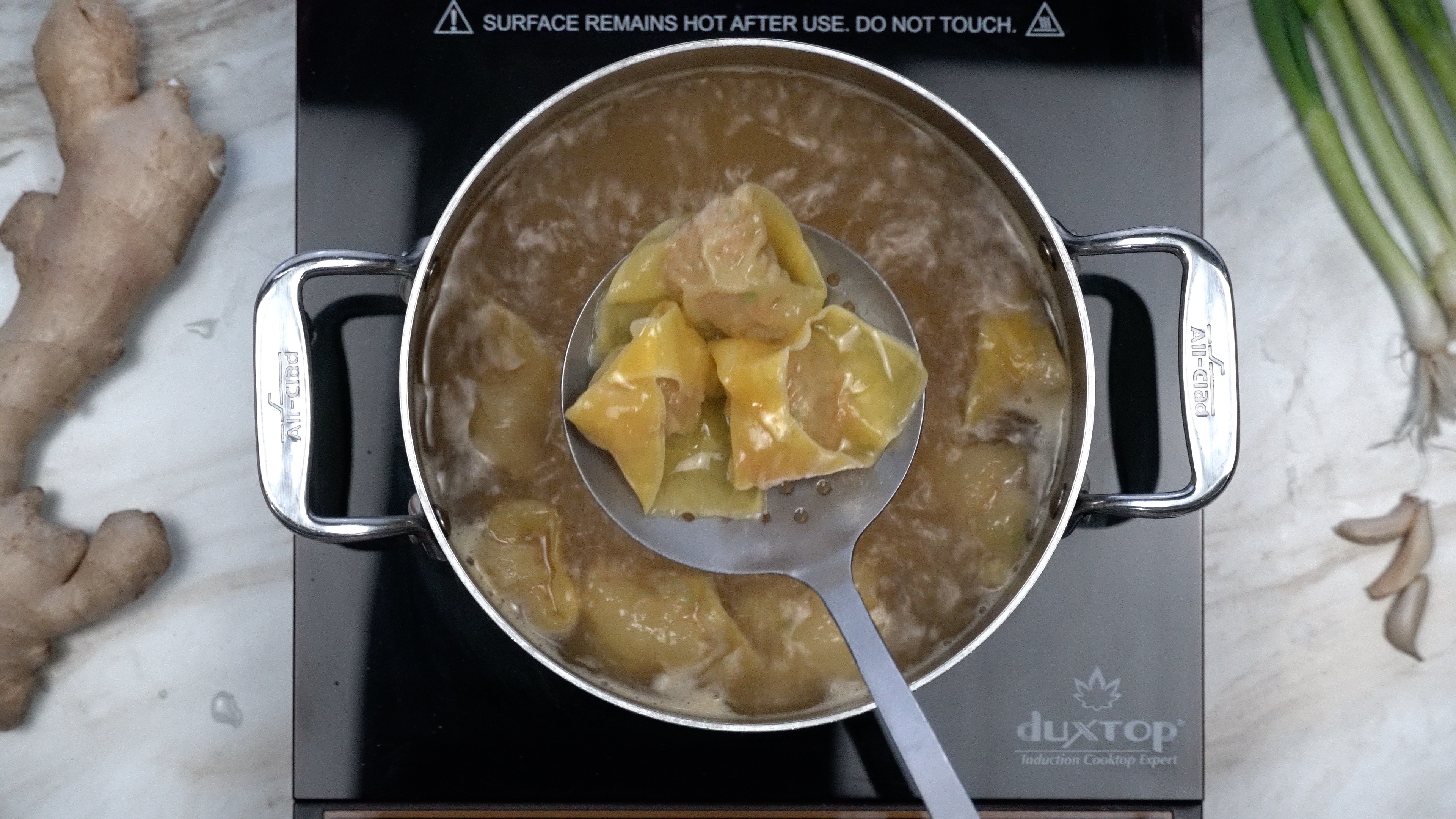 Pork Wonton Soup – EatFoodlicious